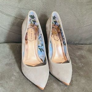New Ted Baker Kawaa Heels